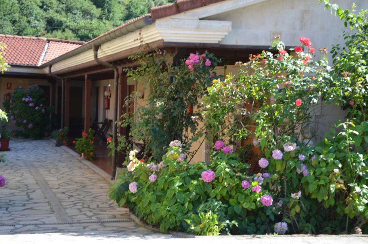 Hotel Arenas De Cabrales- Apartamentos 外观 照片