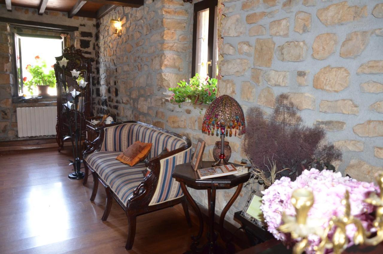 Hotel Arenas De Cabrales- Apartamentos 外观 照片