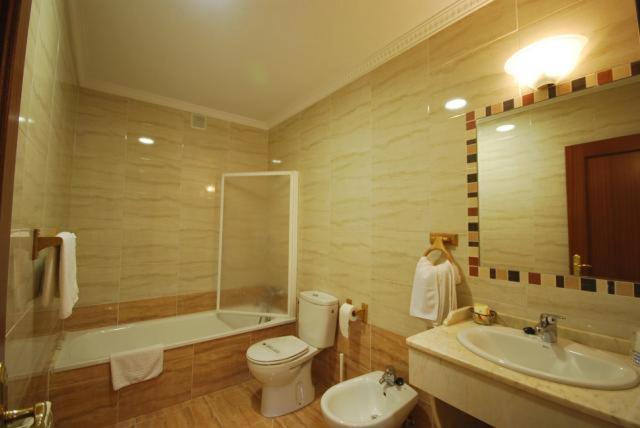 Hotel Arenas De Cabrales- Apartamentos 外观 照片