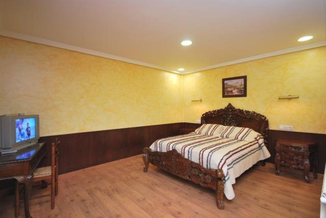 Hotel Arenas De Cabrales- Apartamentos 外观 照片