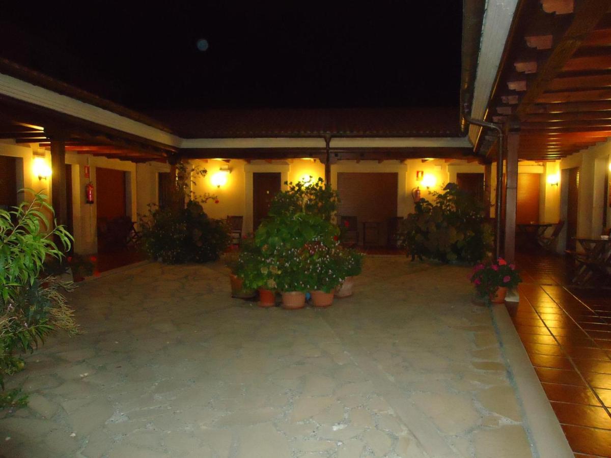 Hotel Arenas De Cabrales- Apartamentos 外观 照片